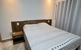 Apartamento em bairro residencial próx. a Escarpas